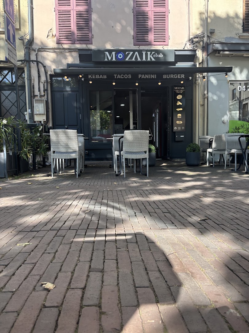 ROANNE MOZAIK FOOD KEBAB TACOS BURGER · Photos 5
